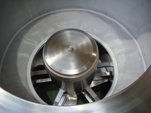 Filter cloth in operating position